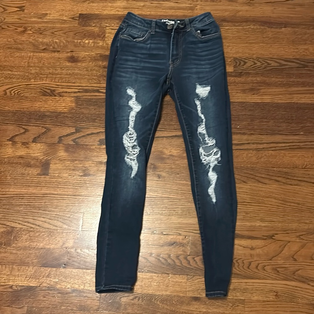 Refuge 3 Miami ripped skinny jeans, size 3 juniors